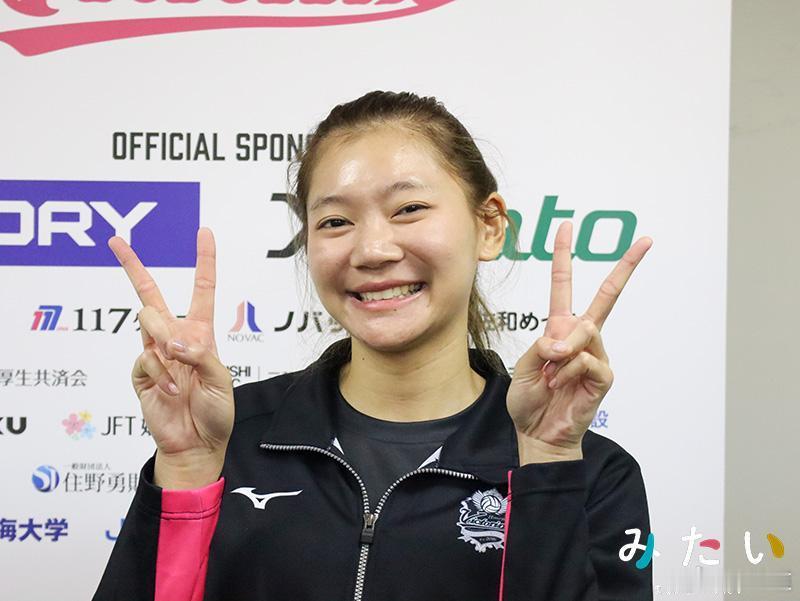 国际排坛动态日本女排姬路专访26岁的泰国外援查楚昂--全员集结的最后一块拼图！专