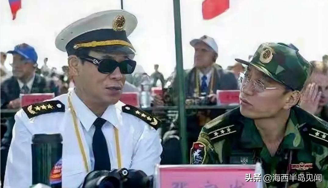 张定发。是我国海军第六任司令员。1998年，时年55岁的他授海军中将，2003年