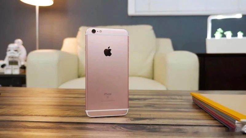 【苹果5亿美元iPhone电池门和解，每人可获赔65美元】#iPhone15系列