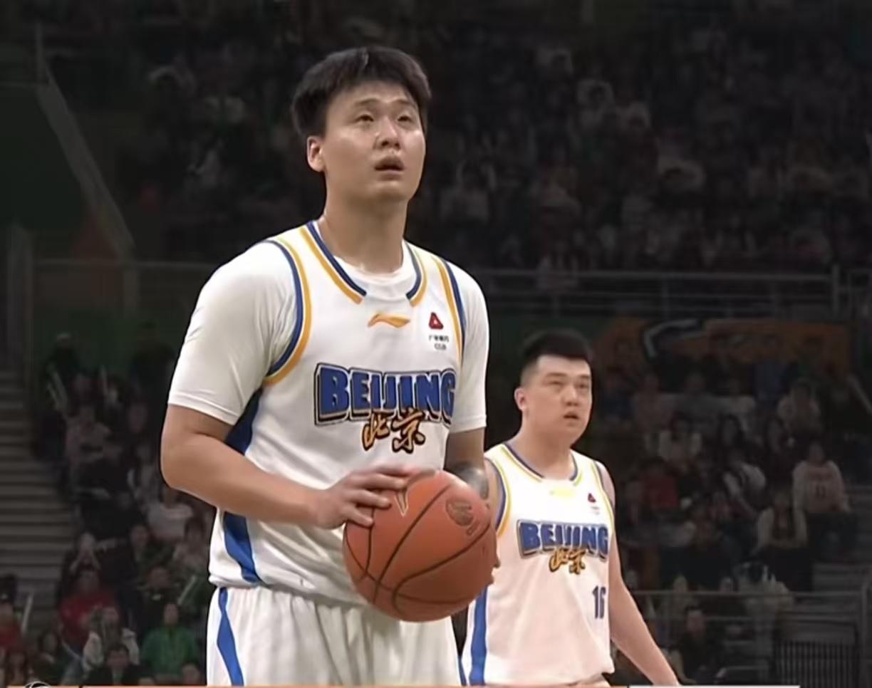 好久没看到赵睿这样炸裂的表现了！但同时也要表扬辽宁的球员，是他们不去给赵睿过分上