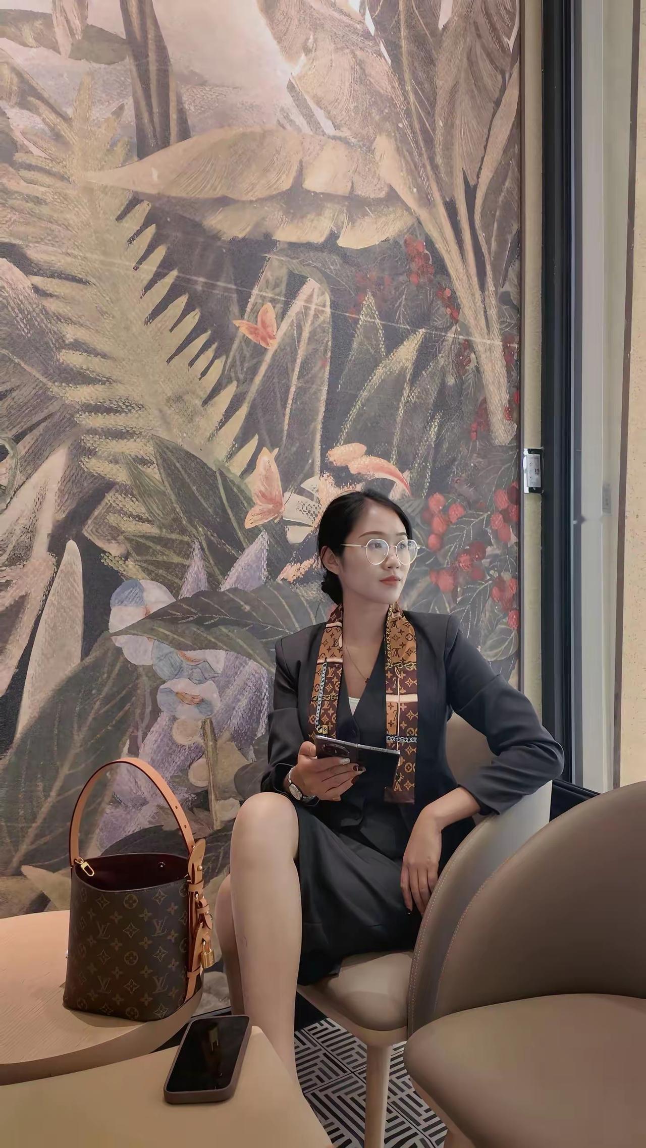 这种打扮的，一般是什么职业