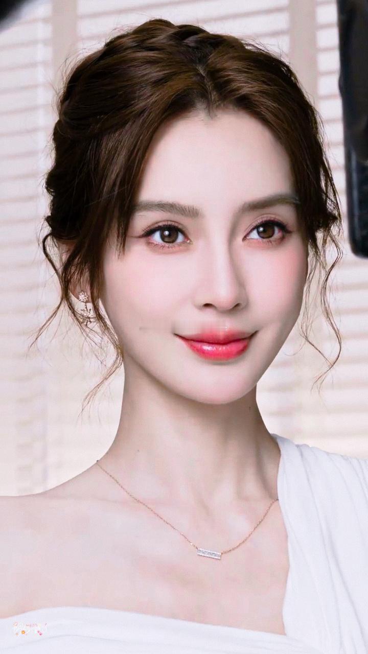 angelababy angelababy张殷殷 其实四季还是一样，有你在的时候