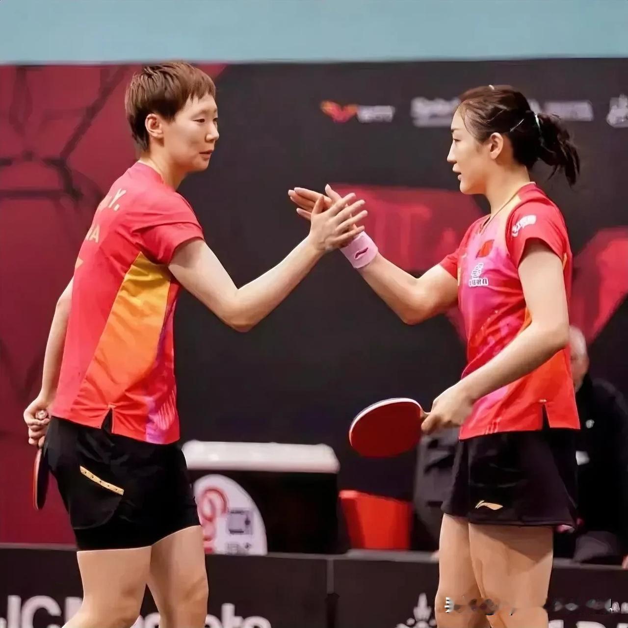 WTT新加坡大满贯最新战报:
3月14日
女子双打1/4决赛
陈梦/王曼昱3-0