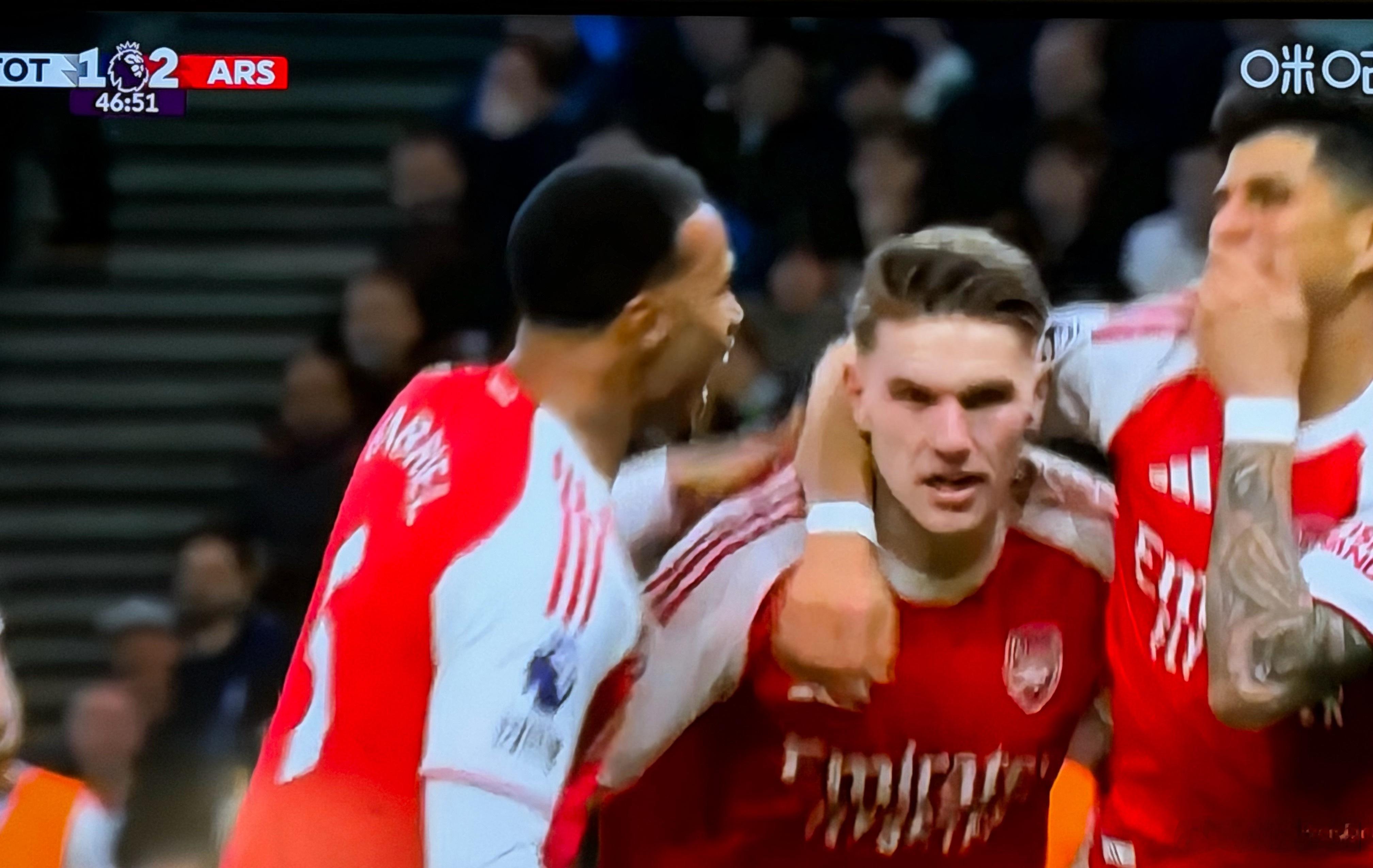 热刺vs阿森纳阿森纳2比1再次领先，哲凯赖什这个进球，值千金！ 