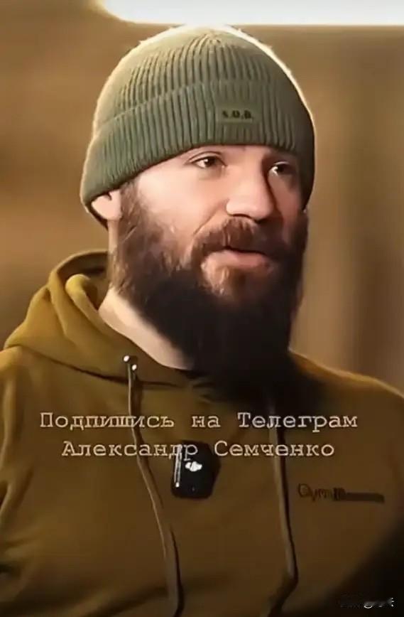 凌晨复仇轰炸！
大规模轰炸拉开序幕，导弹、无人机铺天盖地，乌指挥官痛悔：不该让士