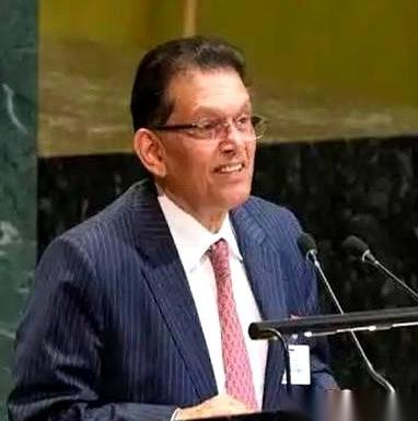 联合国大会主席选举，爆了个天大的冷门
美国和一众西方盟友力挺的候选人，那个几乎被