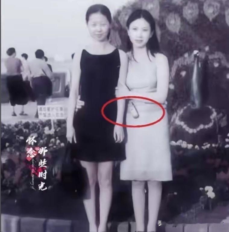 二十多年前在广东时候的女朋友，那个时代能用得起这个的也为数不多。事过境迁依然怀念