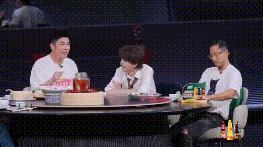 OMG陈赫你馋到我了陈赫老吃家的形容词就是多陈赫真的是实打实的老吃家，不是装模作