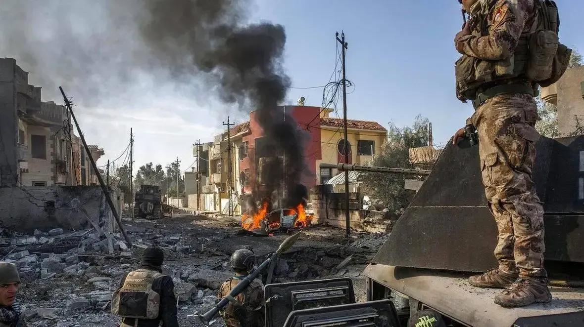 宣战！巴基斯坦大规模空袭，喀布尔等重要城市爆炸不断，冲突为啥一夜失控升级！
 