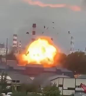 一夜激战！200架无人机突袭莫斯科，俄乌攻防彻底白热化，美方暗中出手
 
6月1