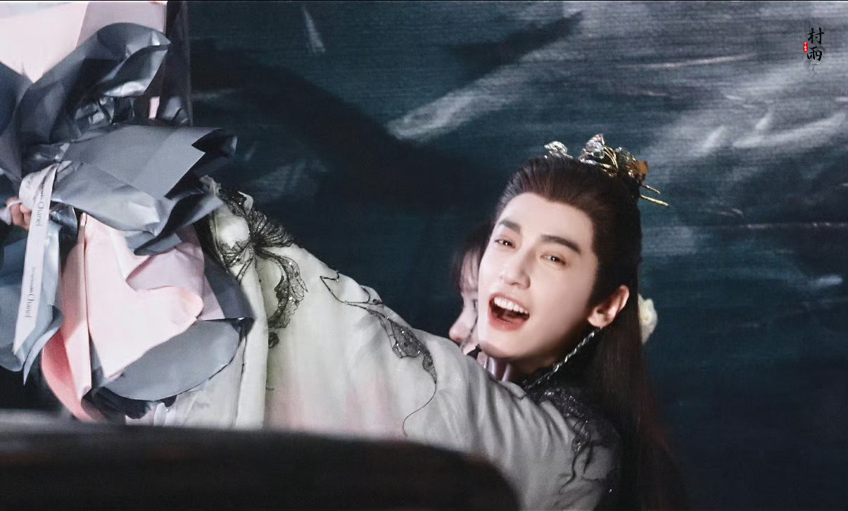 孩子太可爱了怎么办 ​​​