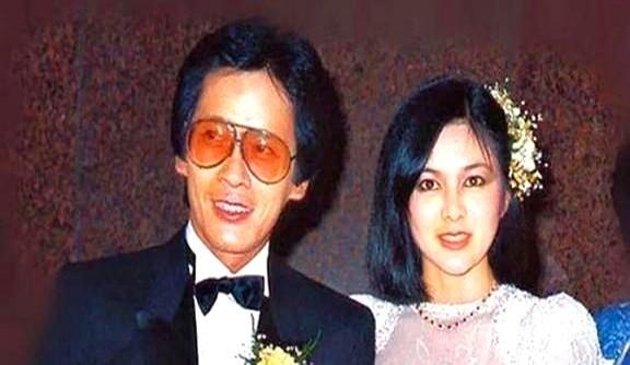 20岁的关之琳，美得惊动全港，却被富商前夫王国旌公开羞辱：“大街上随便一个都比她