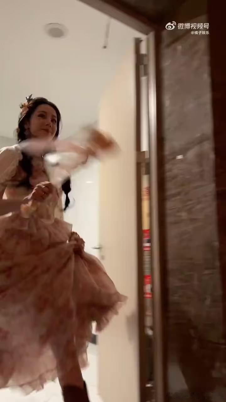 迪丽热巴樱花仙子 来看 ​​​