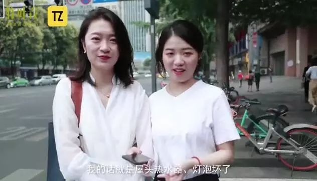 “爸，有人打我”“走，找他！”