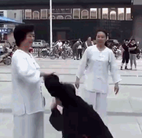 这个晚饭的鸡腿稳了 