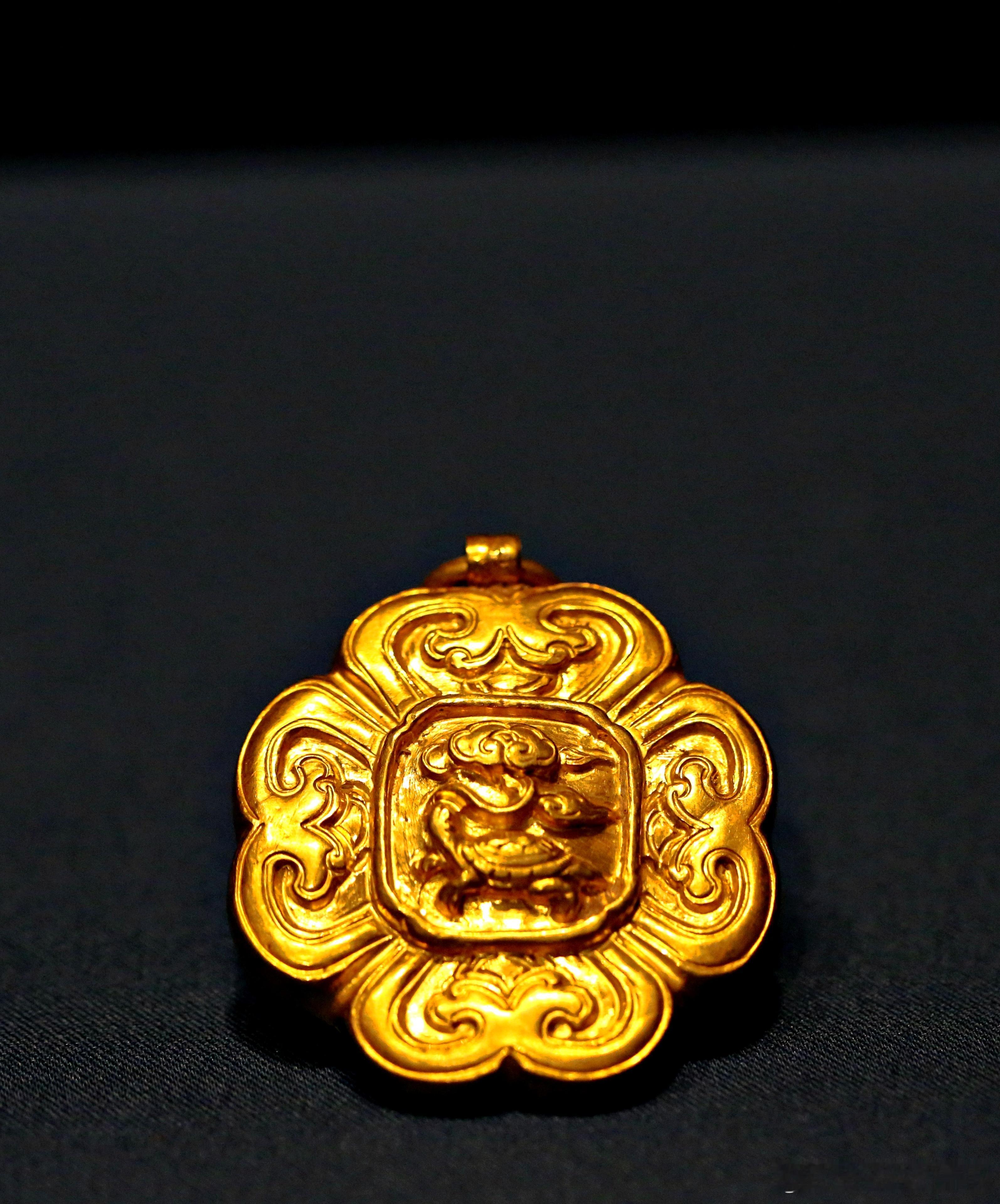 龟云四合金饰件·三合云金饰件元（1271-1368年）首都博物馆藏1962年出土