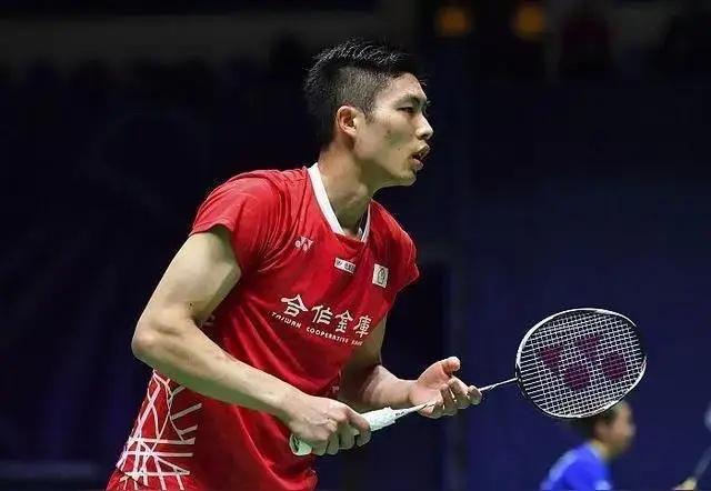 周天成在日本熊本大师赛上输球，太意外了！
周天成今年是昆拉武特的克星，赢了很多次