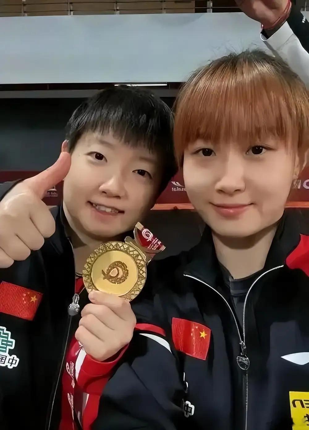 多位国乒名将祝福刘炜珊 5月13日上午孙铭阳发文退出国家队之后，晚上，刘炜珊也在