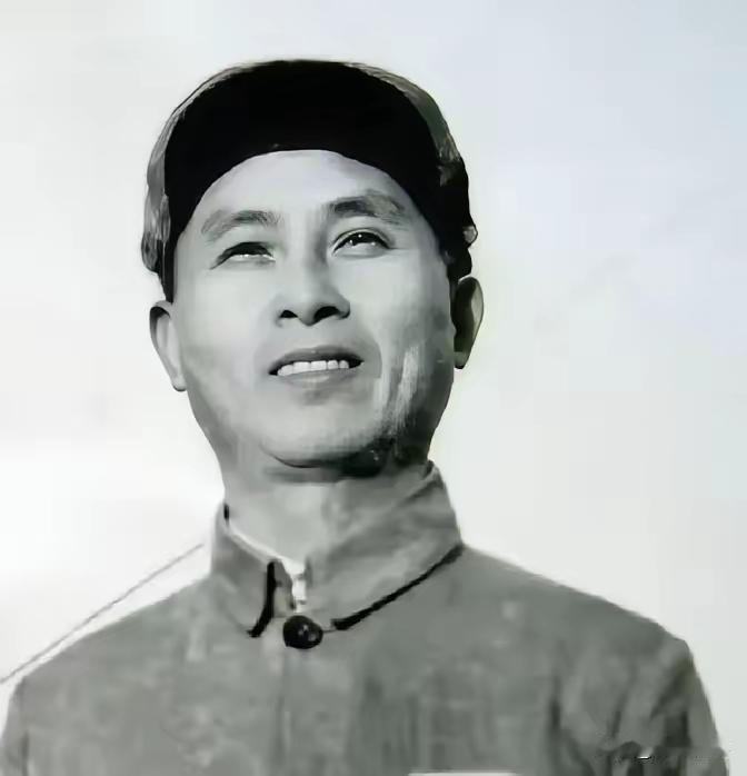 忍痛丢下襁褓幼子越狱，本以为永失骨肉，特务头子竟将孩子抚养成人
 
如果只看表面