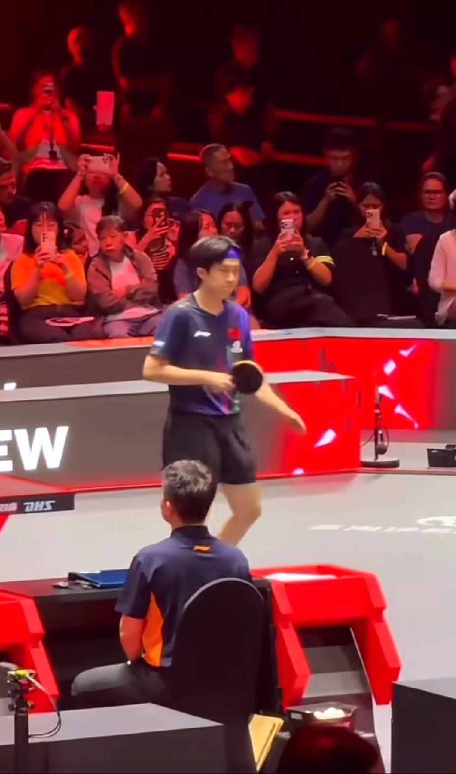 国乒今天参加单打比赛的，除了温瑞博和覃予萱，其余都晋级32强！

恭喜楚钦，新加