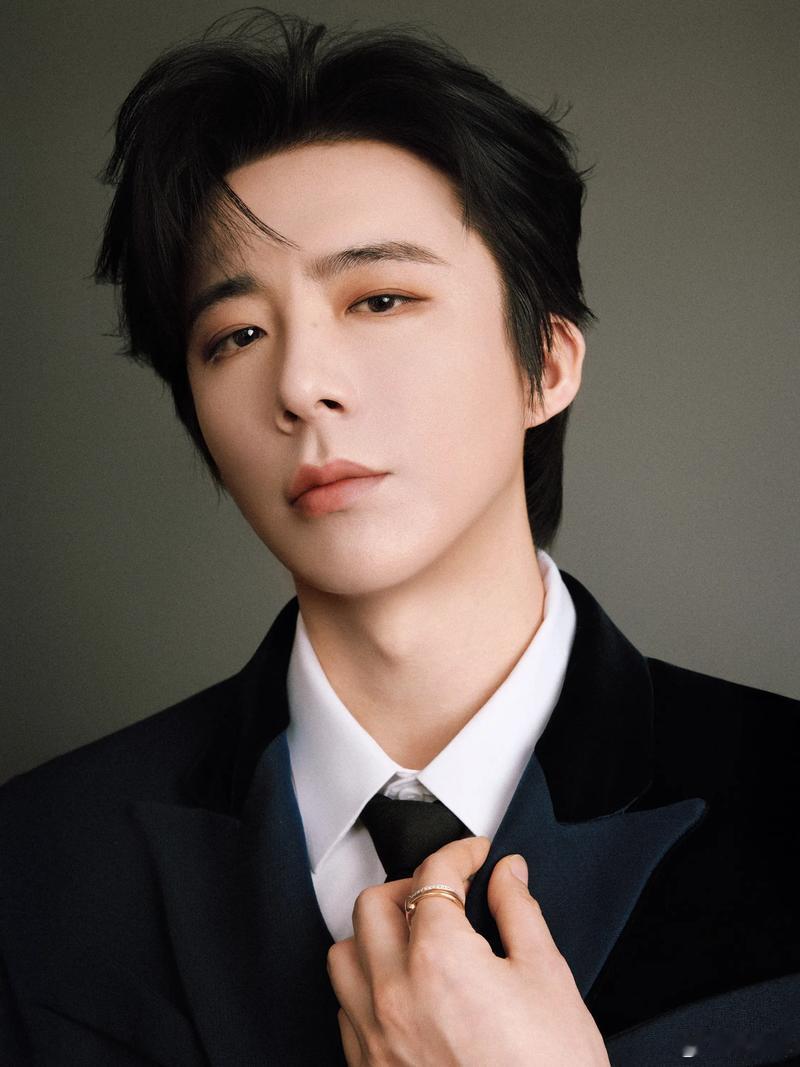 刘宇宁腊八给大家拜个早早早年刘宇宁一场直播上十八般才艺刘宇宁 腊八节刘宇宁直播太