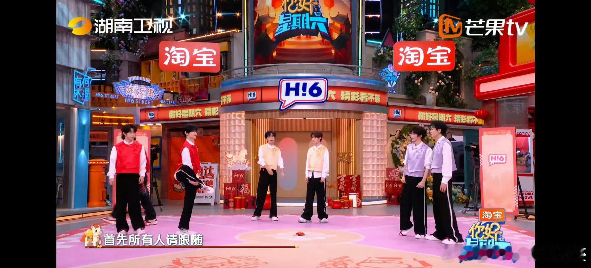 丁程鑫跳舞从从容容游刃有余 丁程鑫跳舞真的太绝了，动作干净利落，节奏卡点精准，每