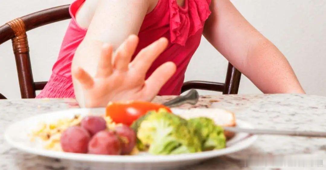 【没胃口怎么办，如何增加肿瘤患者的食欲？】健康科普癌症天气一热，这人好像就跟着温