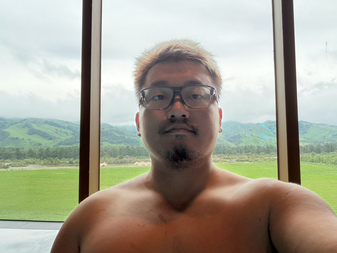 很爱啊 伊犁·那拉提绿发英迪格酒店
