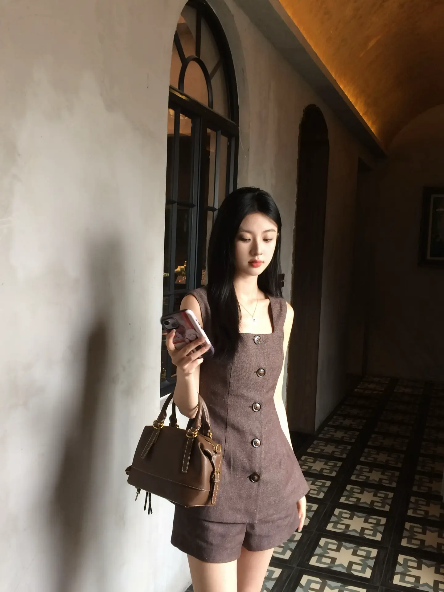 抛弃童装 加入更权威的高智lady风