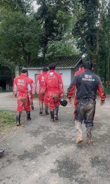 知道什么叫好玩不，可不是拍照打卡哦
📍遂宁 图乐沙滩车越野俱乐部
户外越野 户