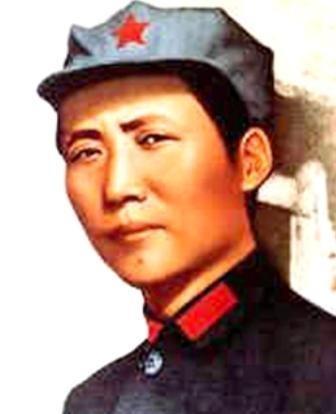 毛泽东女特型演员因扮演伟人走红后，丈夫却感到无奈：主席是伟人，她终究只是个普通女