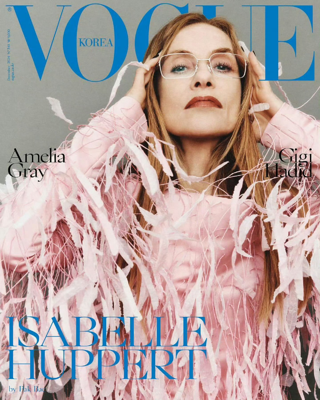 Vogue Korea 韩国版十二月刊封面画报，“佩姨”Isabelle Hup