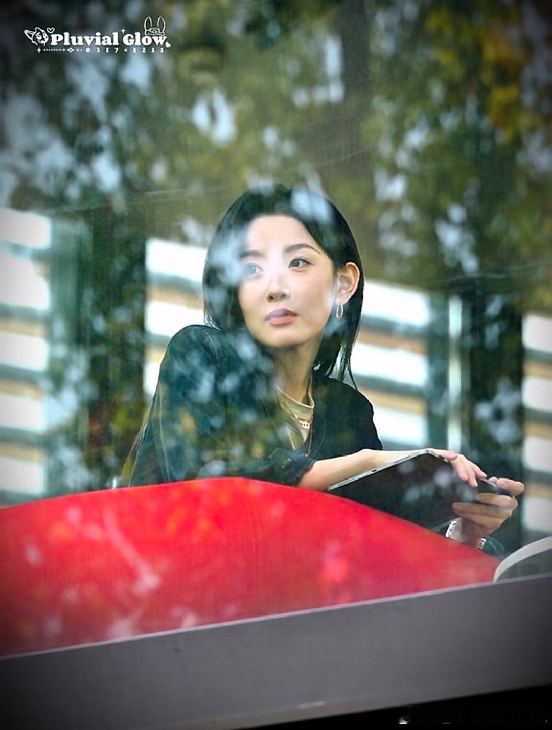 韩雨彤新剧路透真的好有故事感cr 见水印 