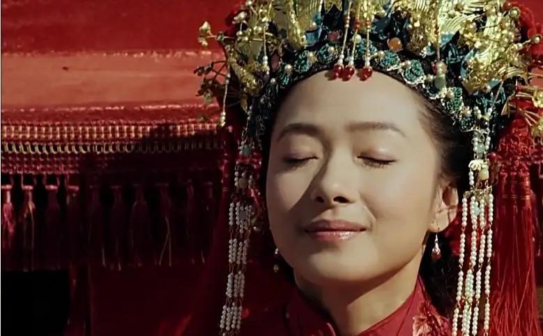 提起名妓，有没有人想到陈圆圆？但今天要说的这位，却在男权铁幕里活成了不一样的模样