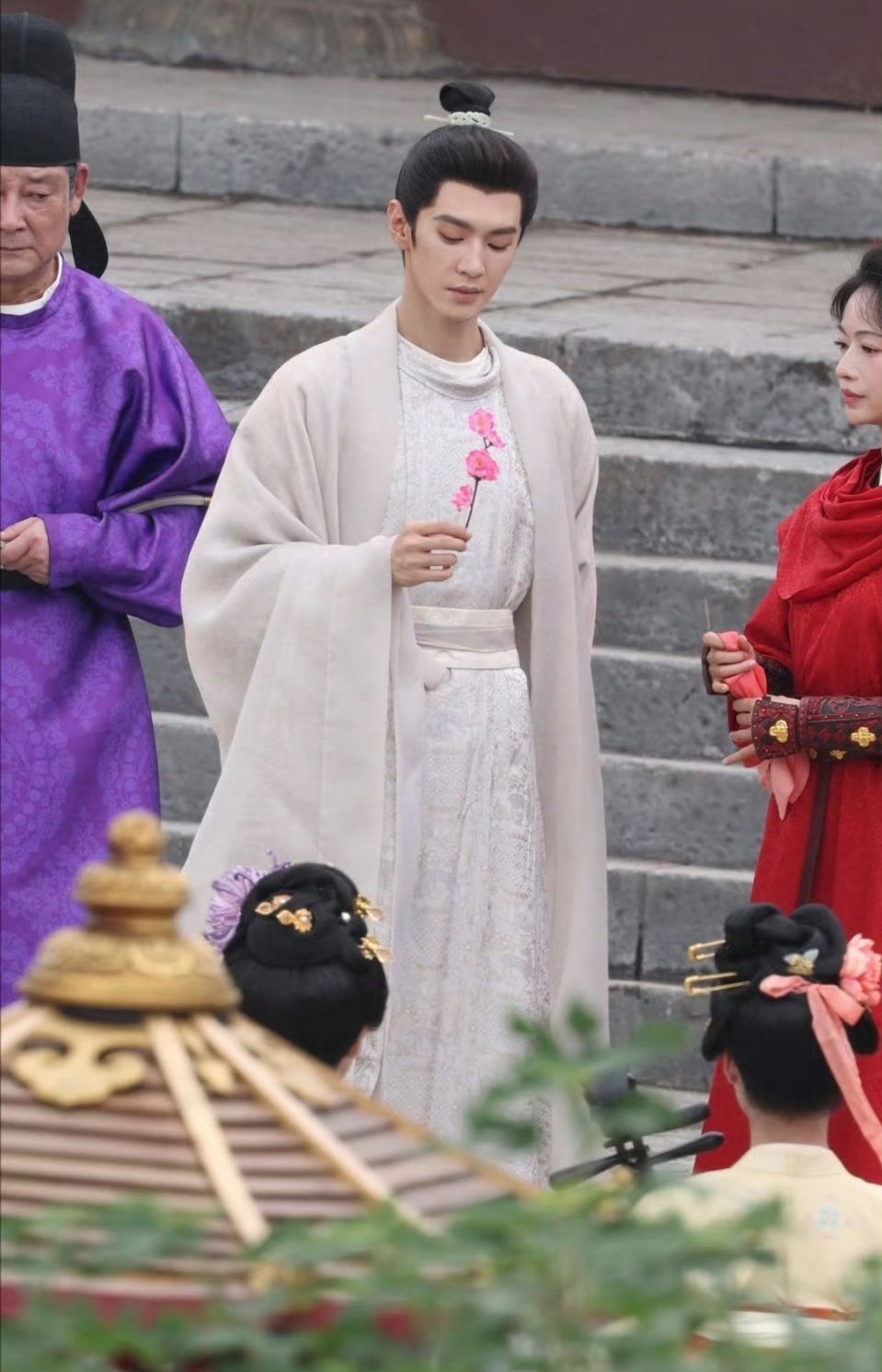 江山为聘折桃花献美人[污][污][污]陈哲远吴谨言帝王将后[污][污][污]我有