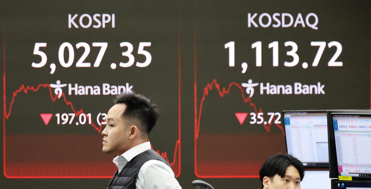 韩国救市？救了个寂寞！
果然是昨天涨熔断今天跌熔断，救市搞成了卧床和飞天的来回切