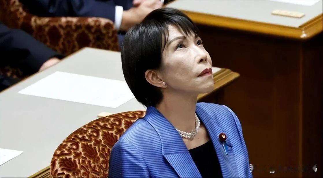 砸钱、加息、抛美债：高市早苗被逼到墙角，贝森特紧急飞东京救的到底是什么？
特朗普