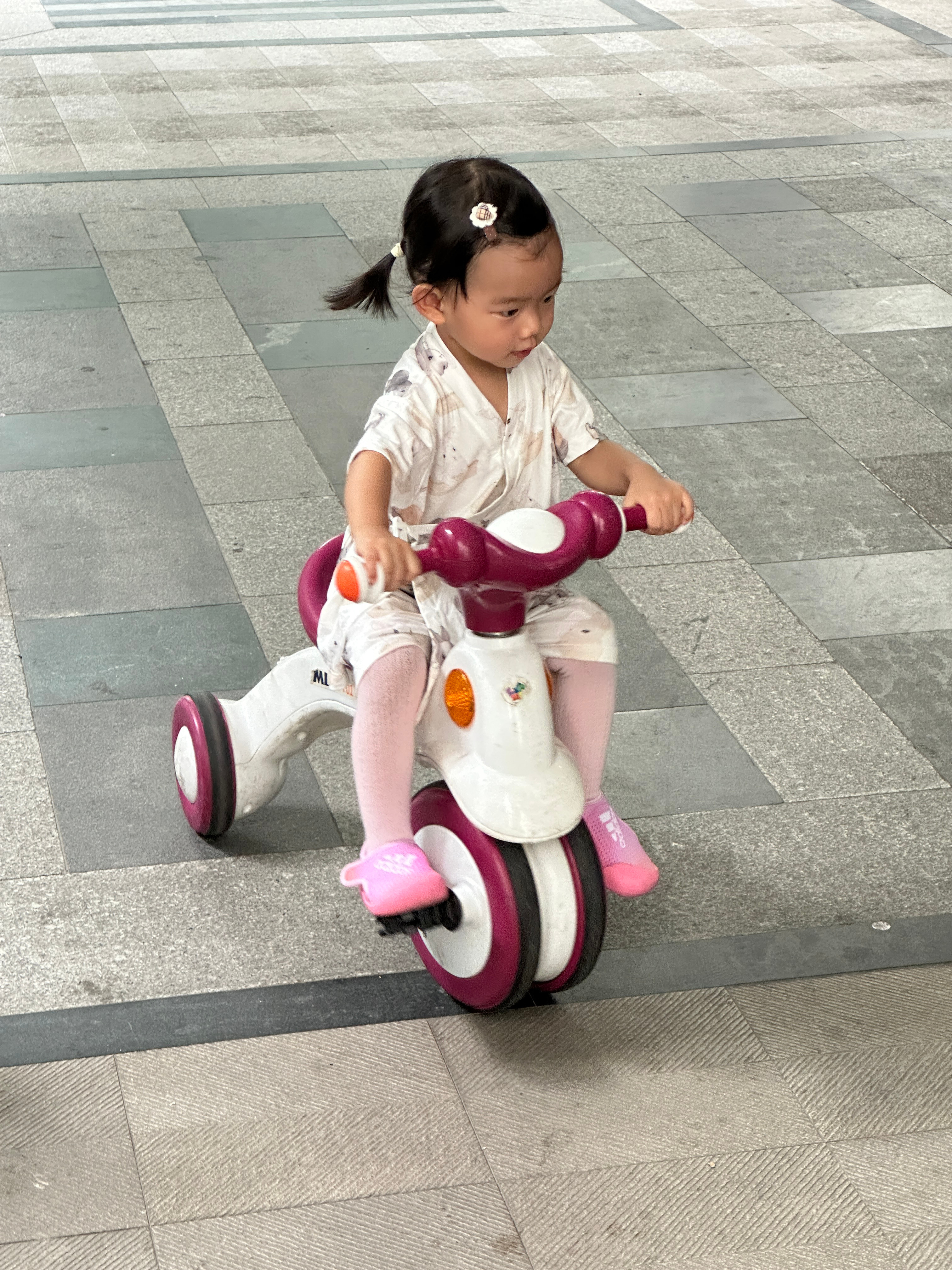 有女儿的体验到目前为止还是觉得非常好！！！ 