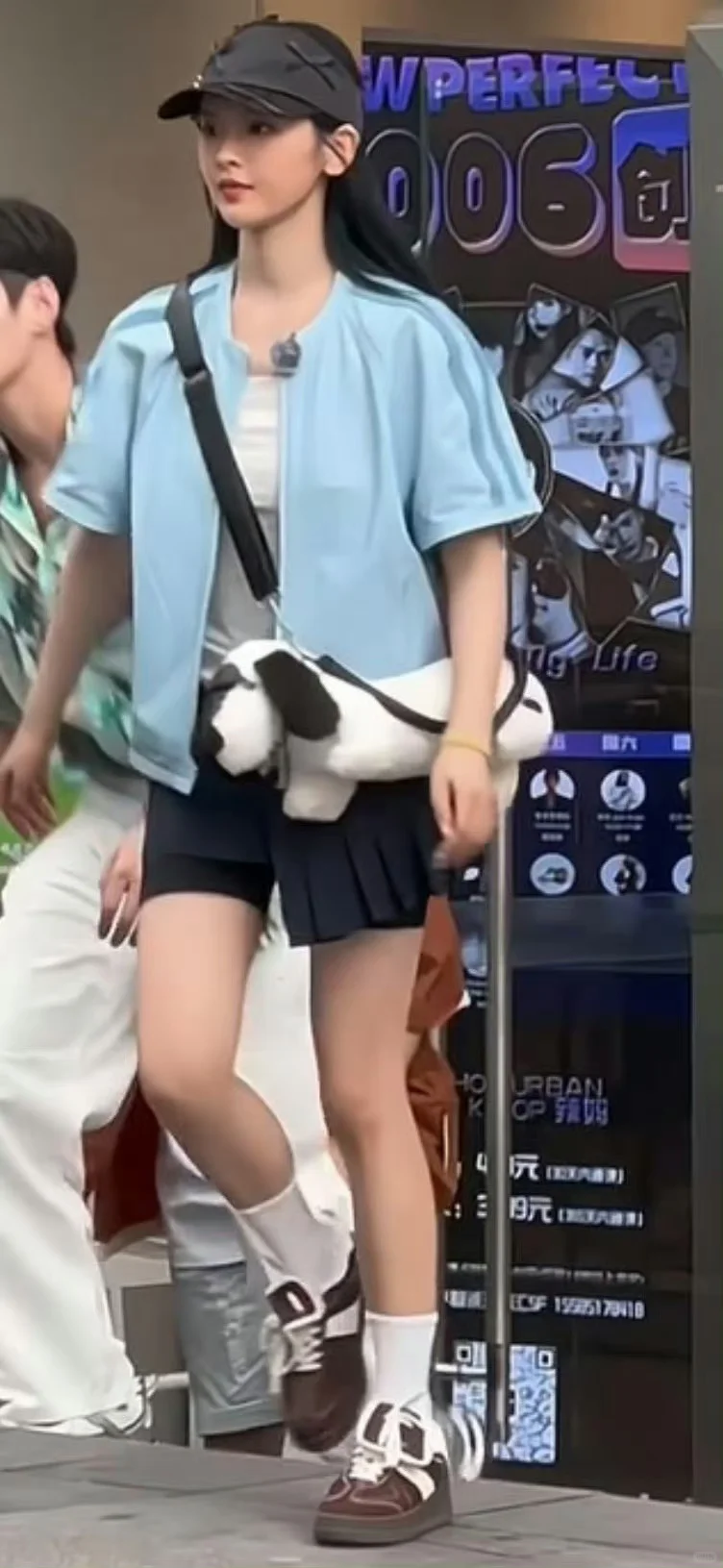 杨超越好可爱啊大长腿美女我斯哈