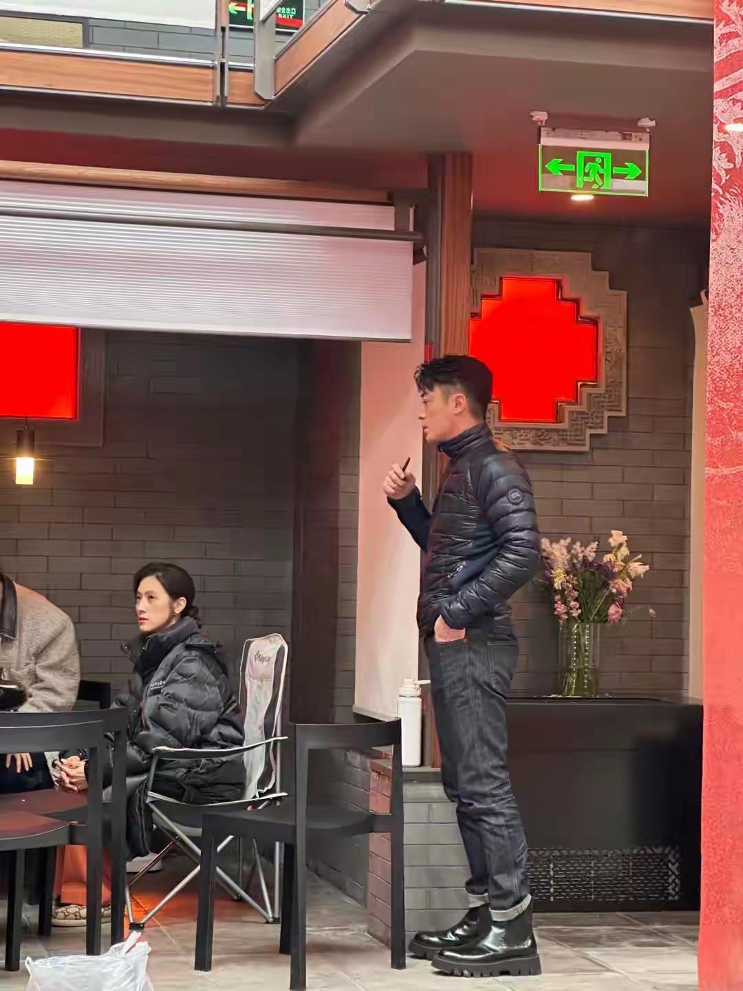 霍建华
我的白月光
自从和林心如结婚后就断崖式衰老了[流泪]