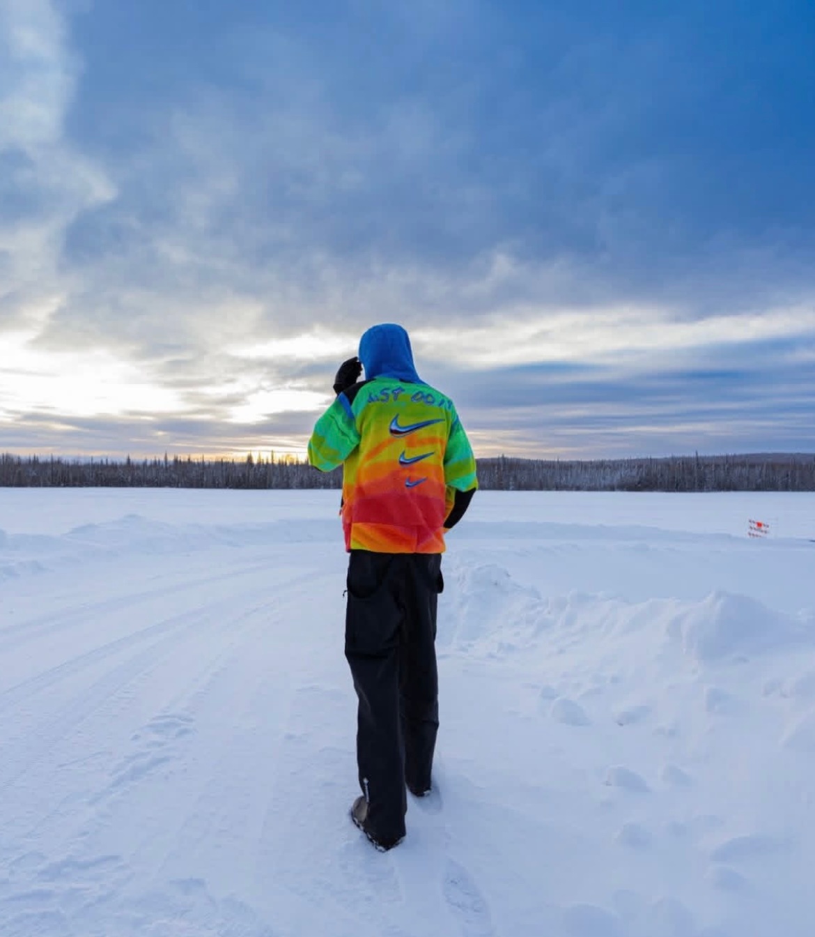 想回外星了？文班亚马晒看极光和冰原照超话创作官 ｜文班亚马 ｜圣安东尼奥马刺
