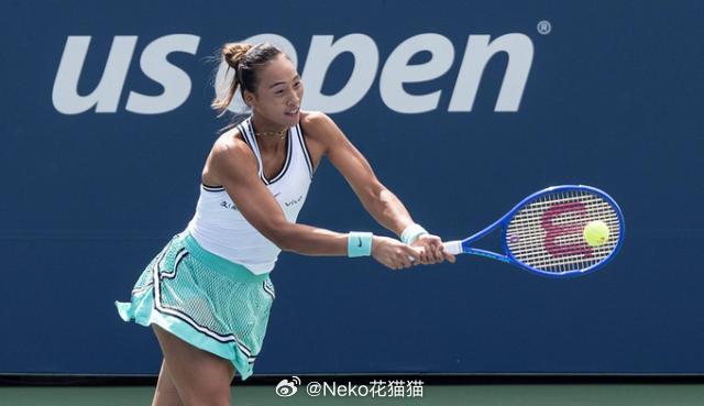 郑钦文恢复状态之后表现不错，今天凌晨以6-1、7-5直落两盘，战胜法国选手布蕾尔