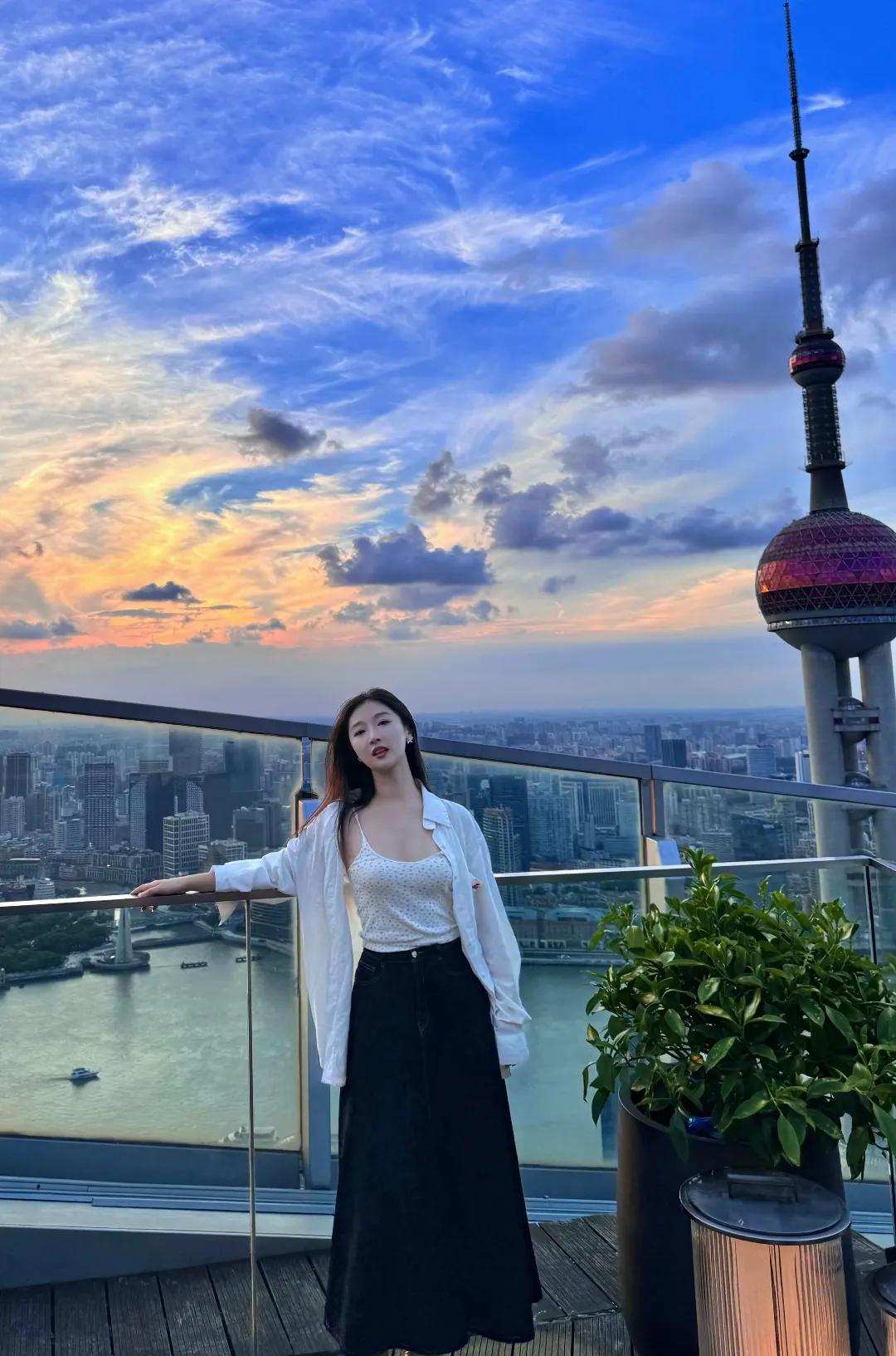 #寻找热爱表达的你#  上海的晚霞真的美