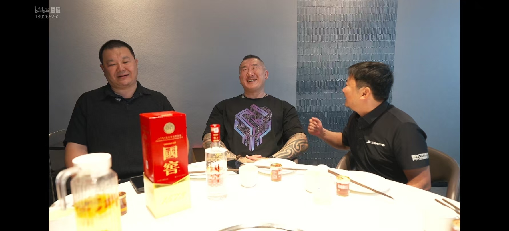 给力啊，凭一己之力，帮华境撬动两大顶流 