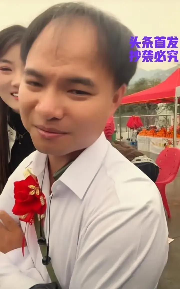 他亲手撕开了“沙和尚”的皮，里面爬出来的东西让老粉连夜取关。
 
刘旦旦的直播间