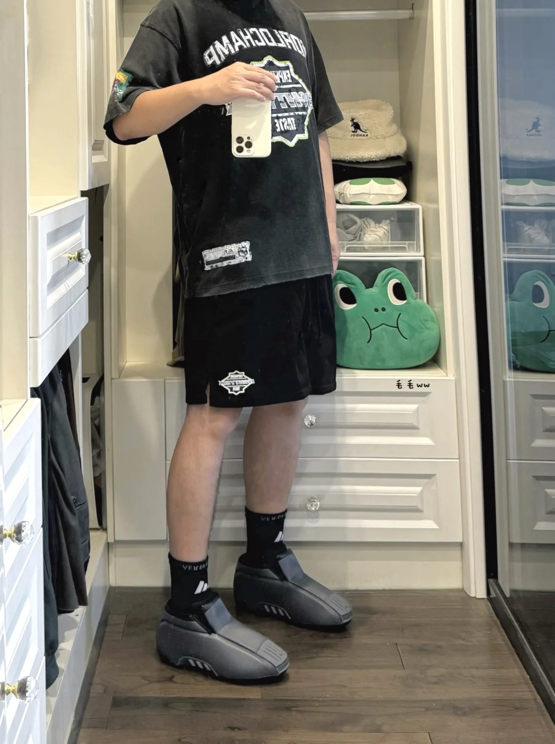 黑灰色系｜短裤穿搭