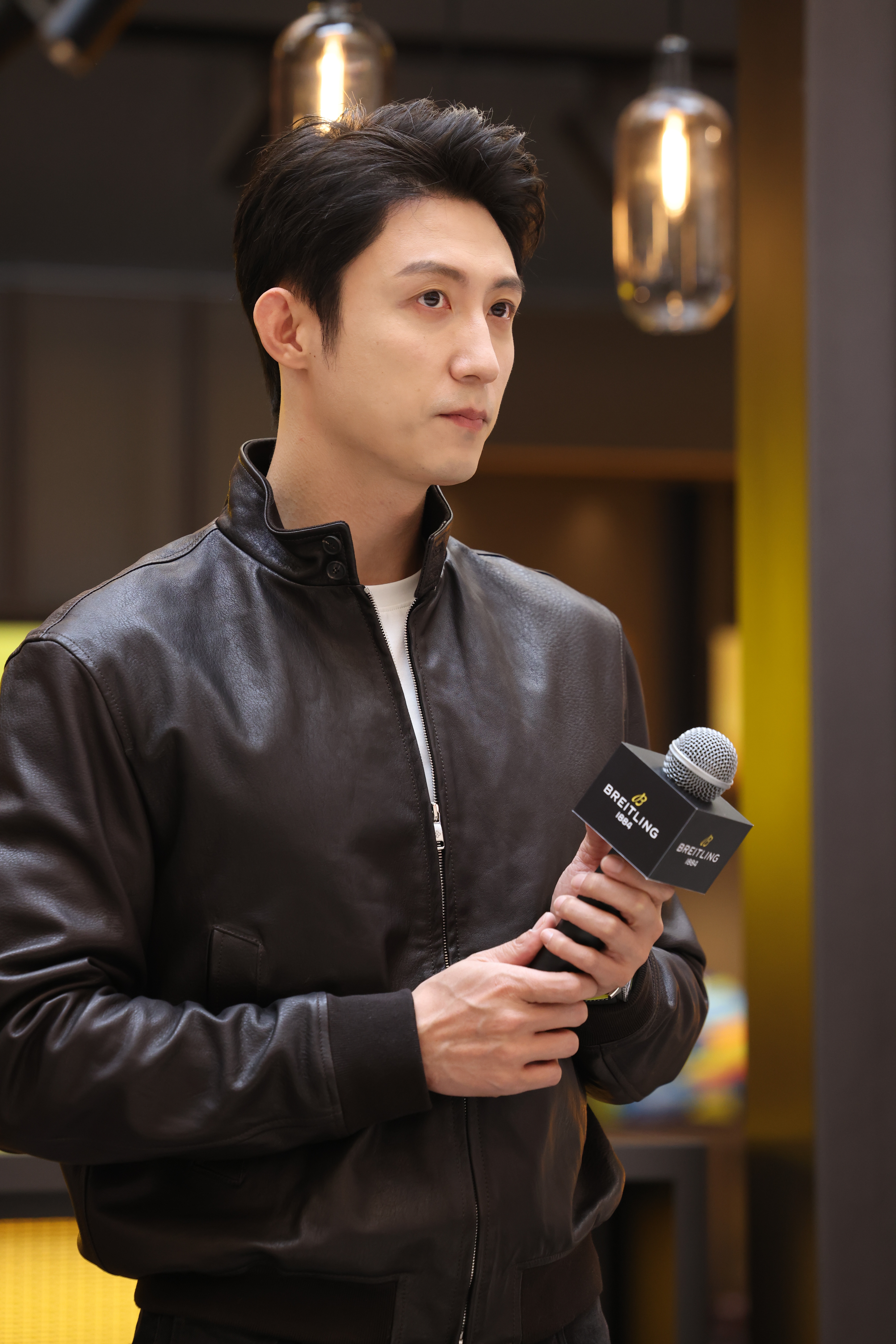 黄景瑜︱百年灵︱F1联名款发布20260313大丸百货“驭时赛道限时概念空间