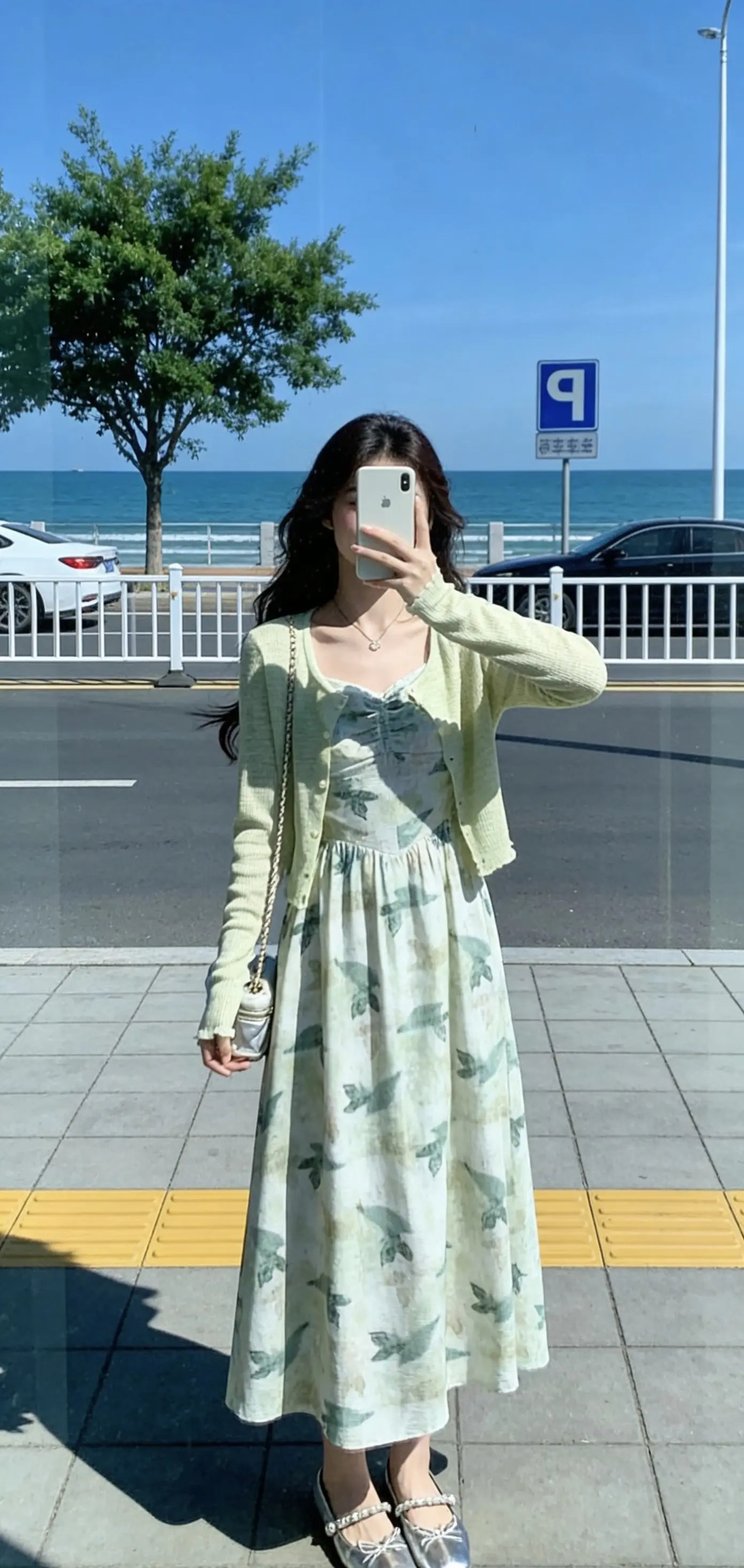 “进退两难的年纪皆是生活       让你变好的过程从来都不会很舒服”