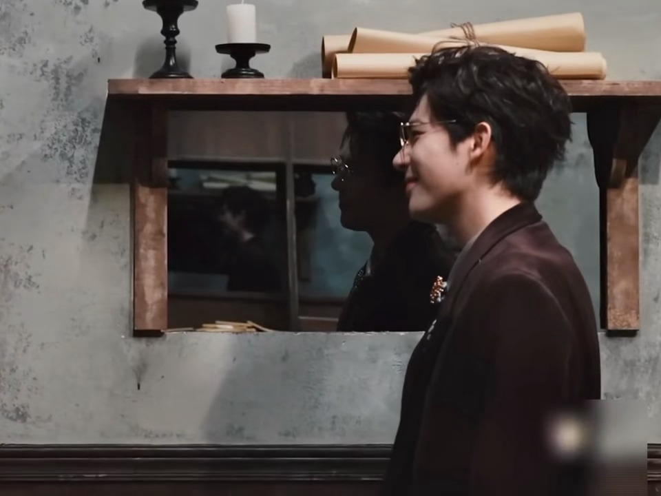 给这个王安宇接接反派本子！！！