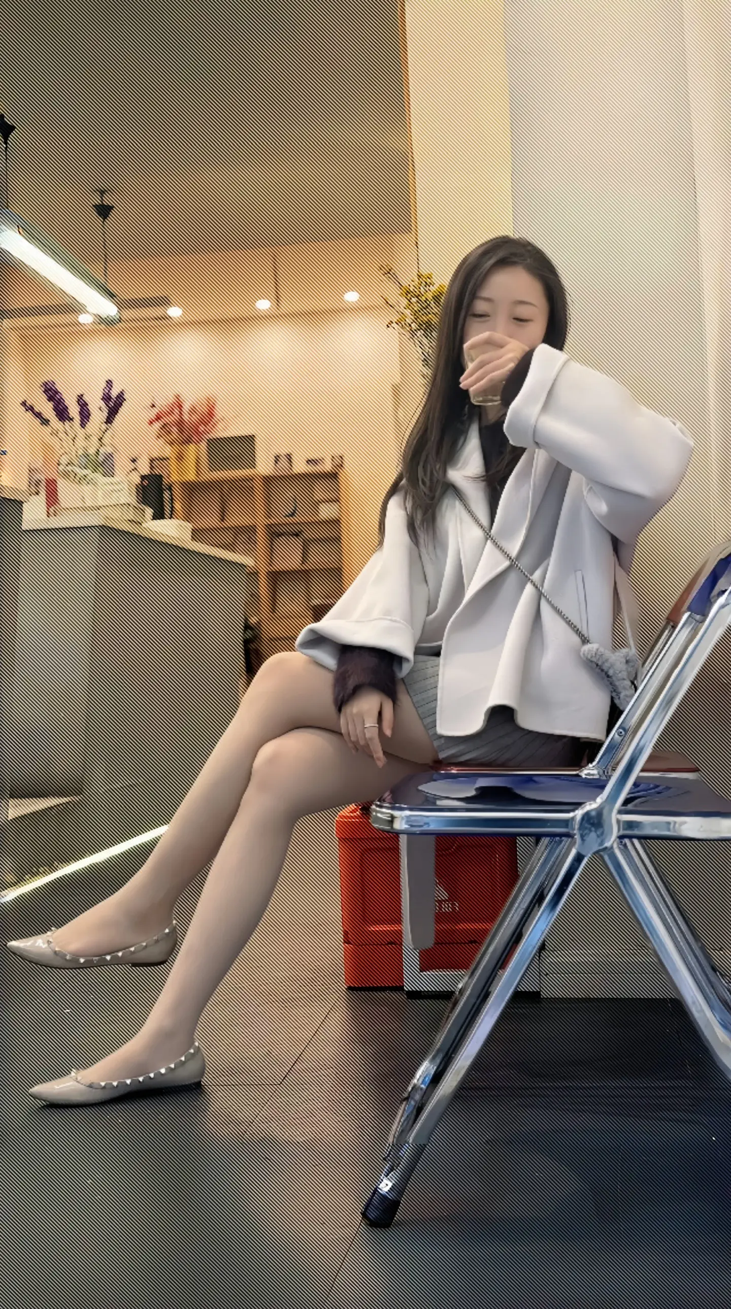 肉丝和裸色平底鞋真的很搭